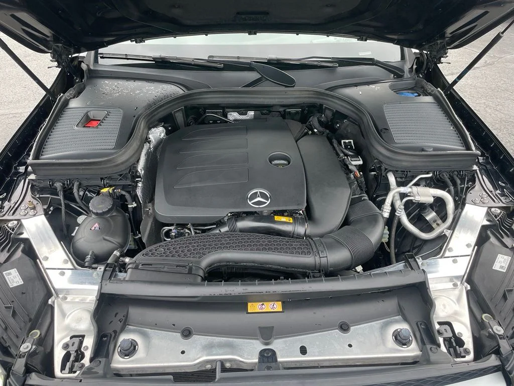 Used 2022 Black Mercedes-Benz GLC 300 image 43