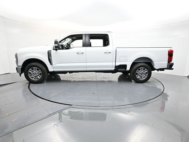 New 2026 Oxford White Ford F-250® Lariat® image 4