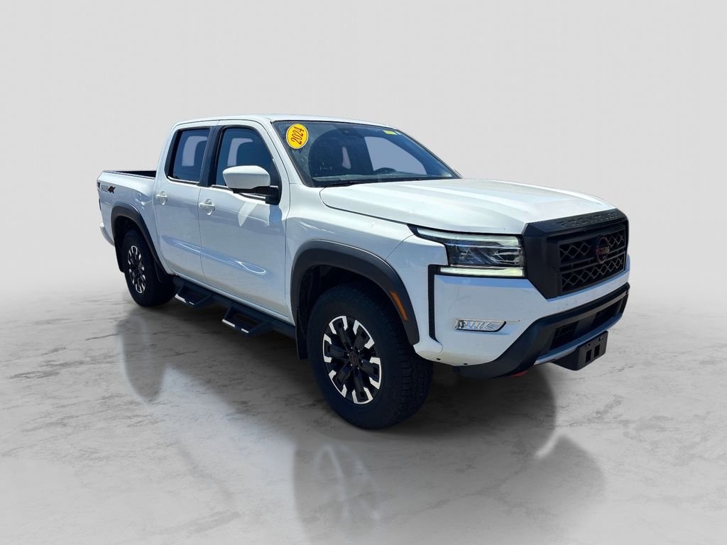 Used 2024 White Nissan PRO-4X image 8