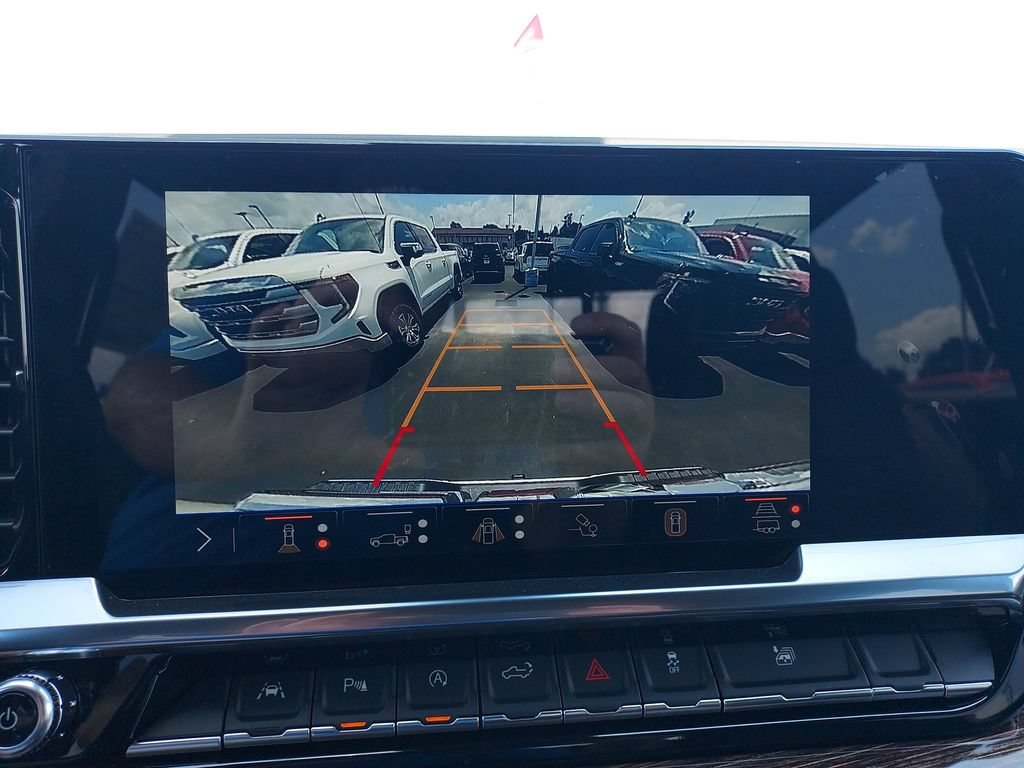 New 2026 Summit White GMC Elevation image 23
