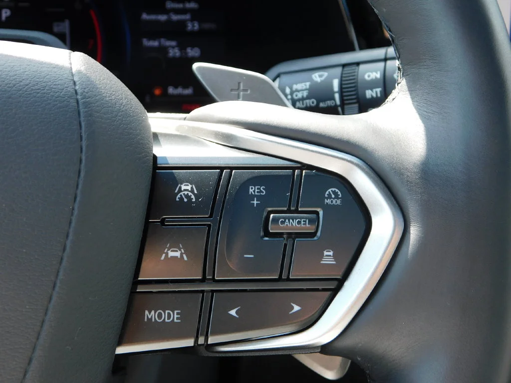 Used 2025 Beige Lexus 350 Premium image 26