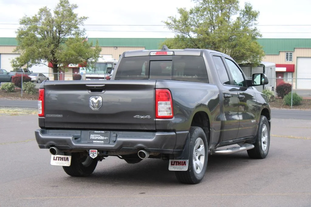 Used 2023 Crystal Metallic Ram Big Horn/Lone Star image 6