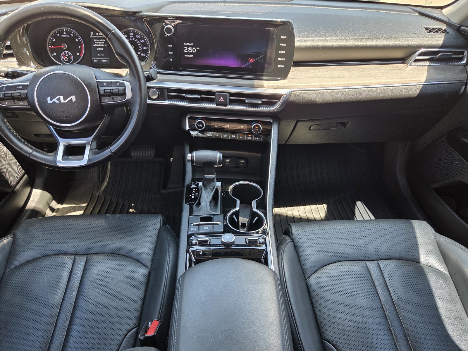 Used 2023 Glacial White Pearl Kia EX image 6