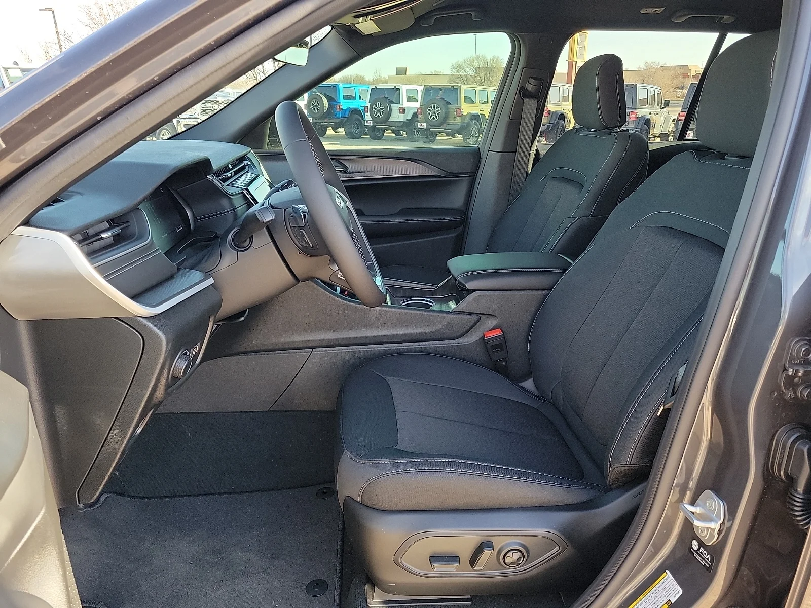 New 2025 PAS Baltic Grey Jeep LAREDO 4X4 image 12