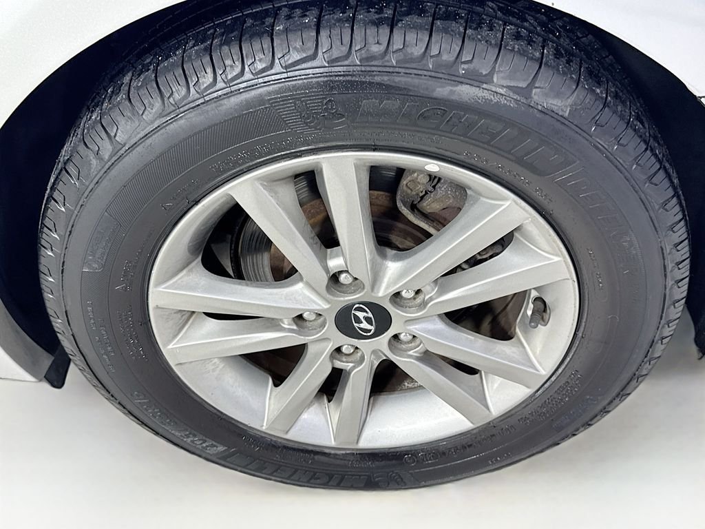 Used 2016 Symphony Silver Hyundai SE image 36
