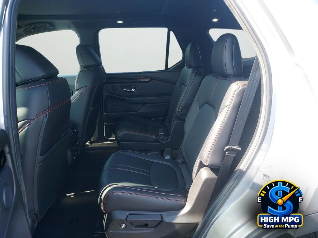 Certified Used 2025 Silver Honda TrailSport image 30