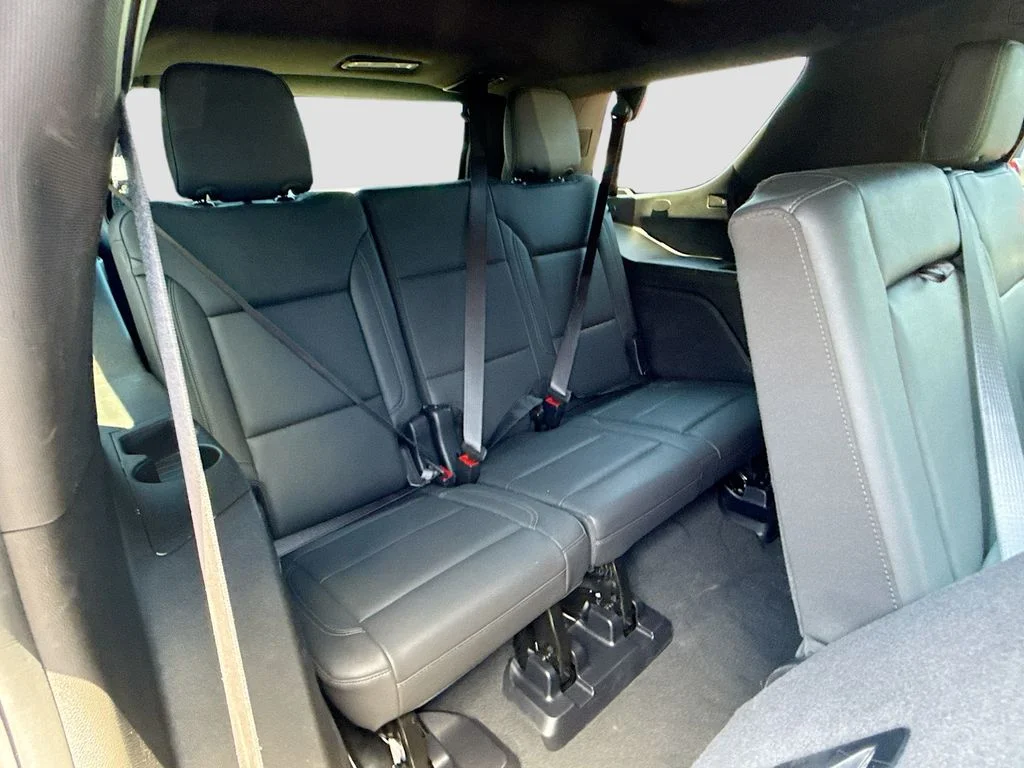 Used 2025 Gray Chevrolet LT image 31