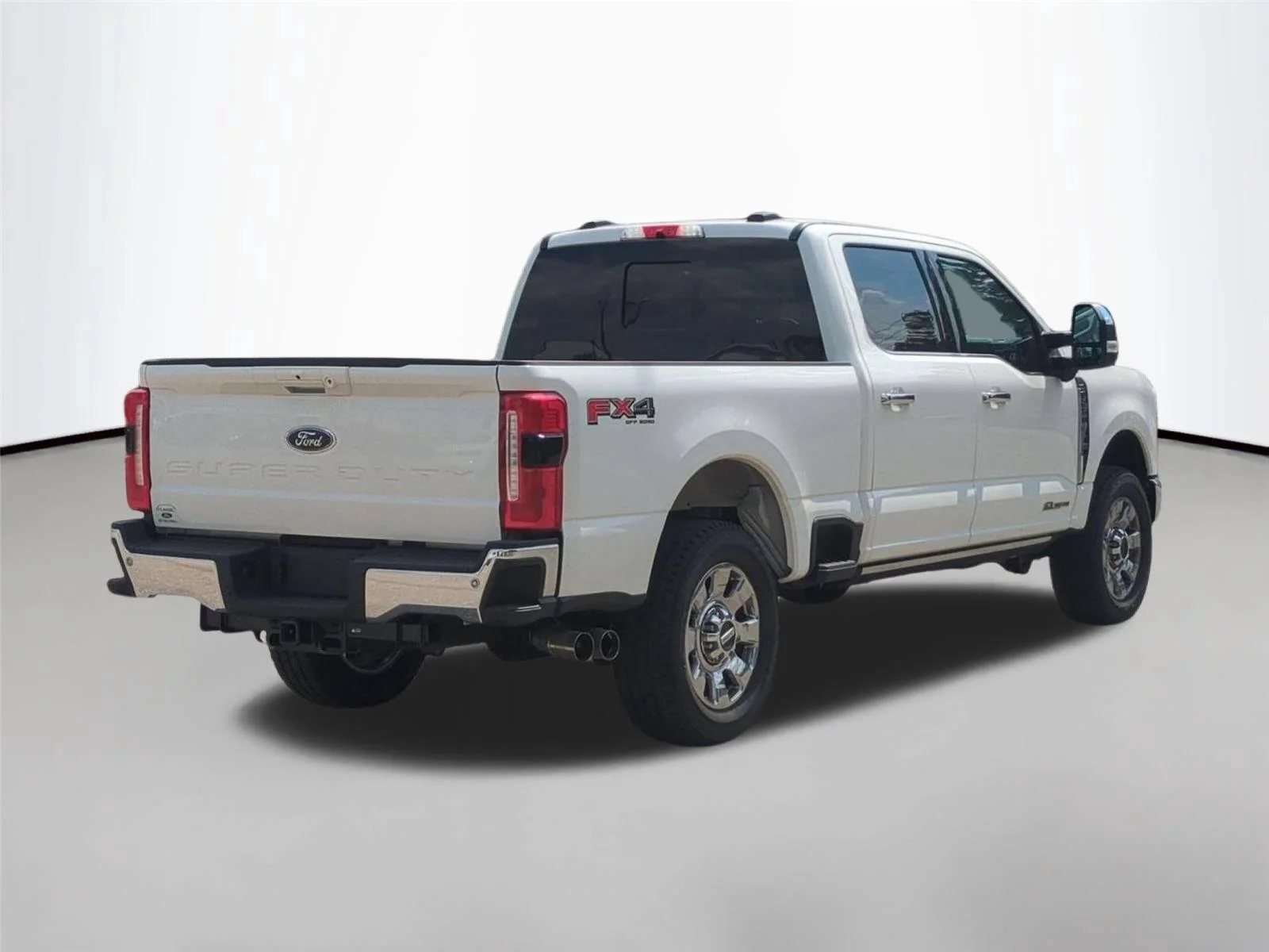 Used 2026 Oxford White Ford LARIAT image 5