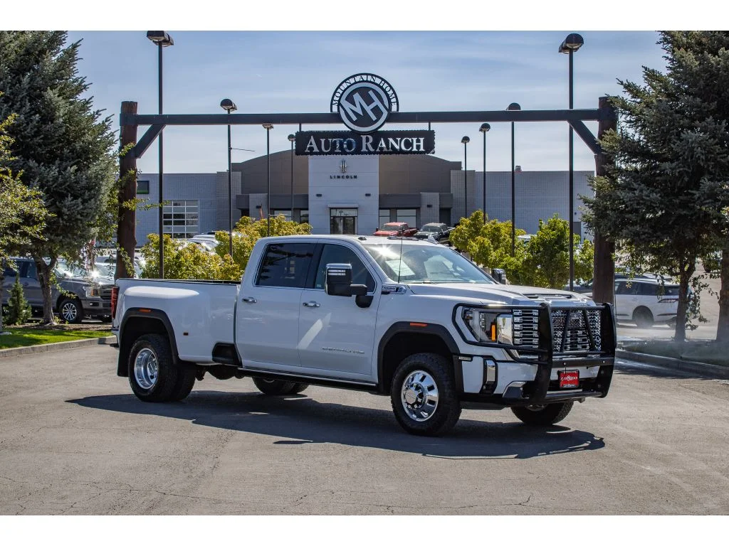 2024 GMC Sierra 3500HD