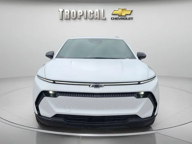 New 2026 Summit White Chevrolet LT image 8