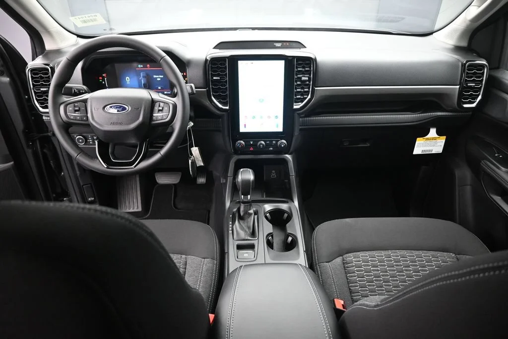 New 2026 Carbonized Gray Metallic Ford XLT image 18