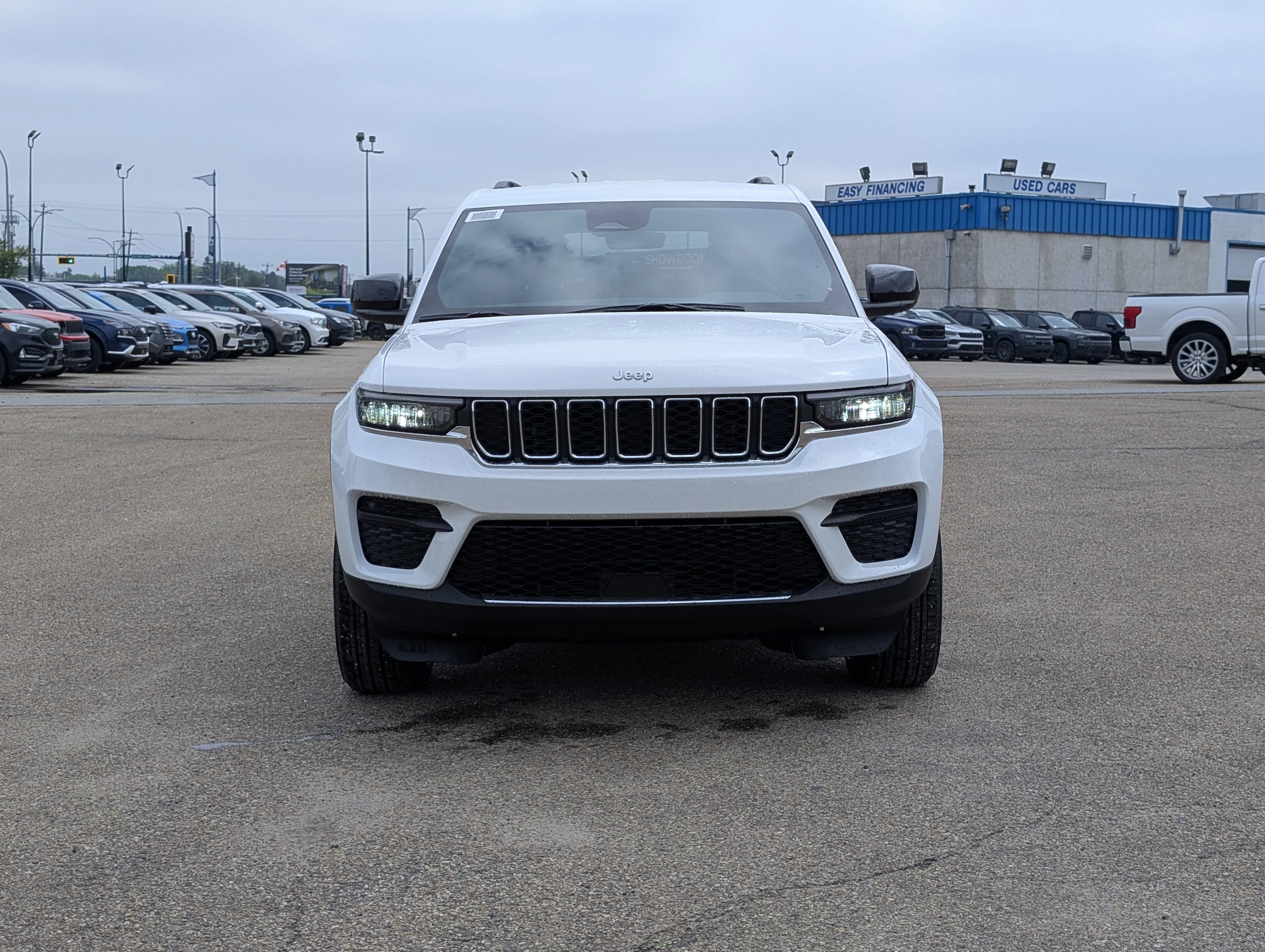 New 2026 Bright White Jeep Laredo image 10