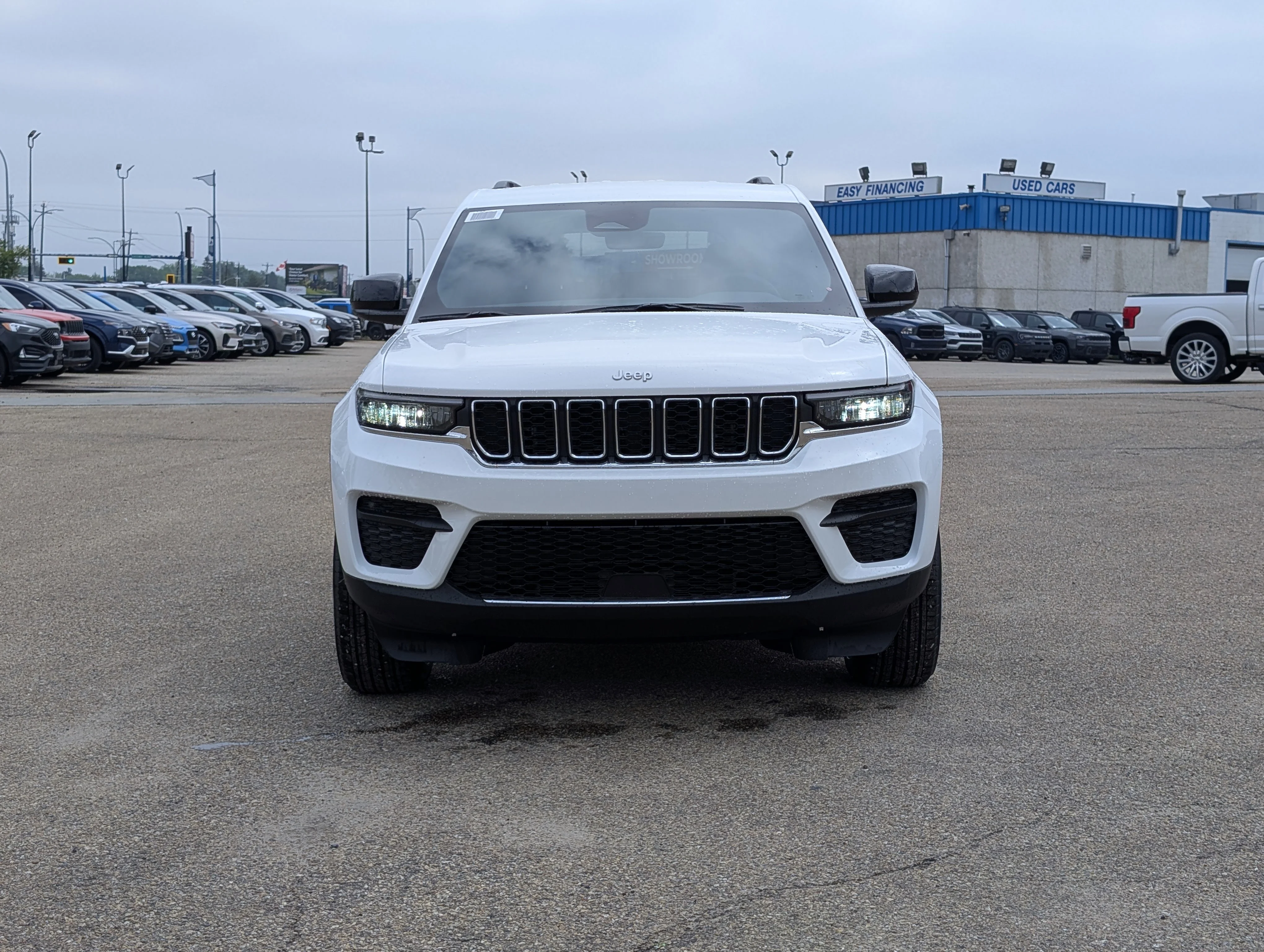 New 2026 Bright White Jeep Laredo image 10