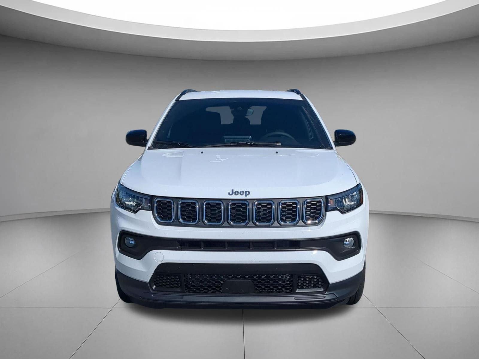 Used 2026 Bright White Clearcoat Jeep Latitude image 8