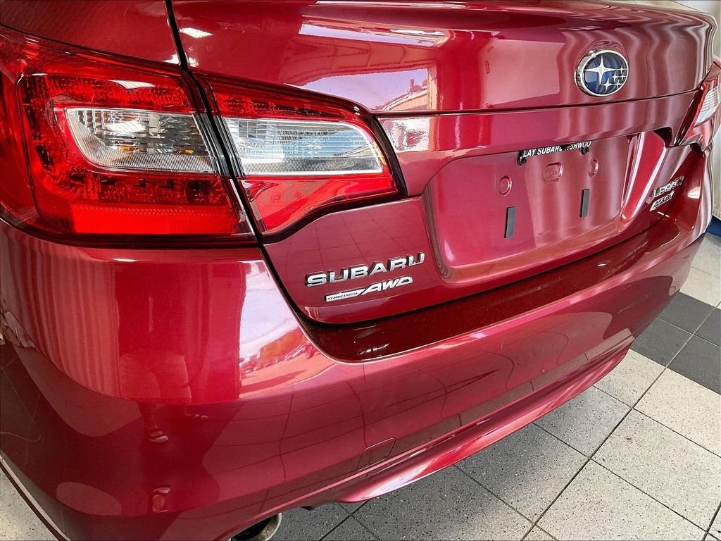 Used 2017 Red Subaru 2.5i image 27