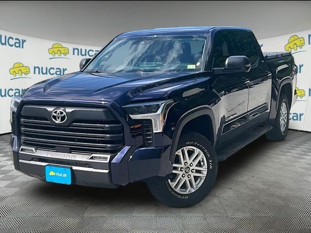 Used 2023  Toyota SR5 image 12