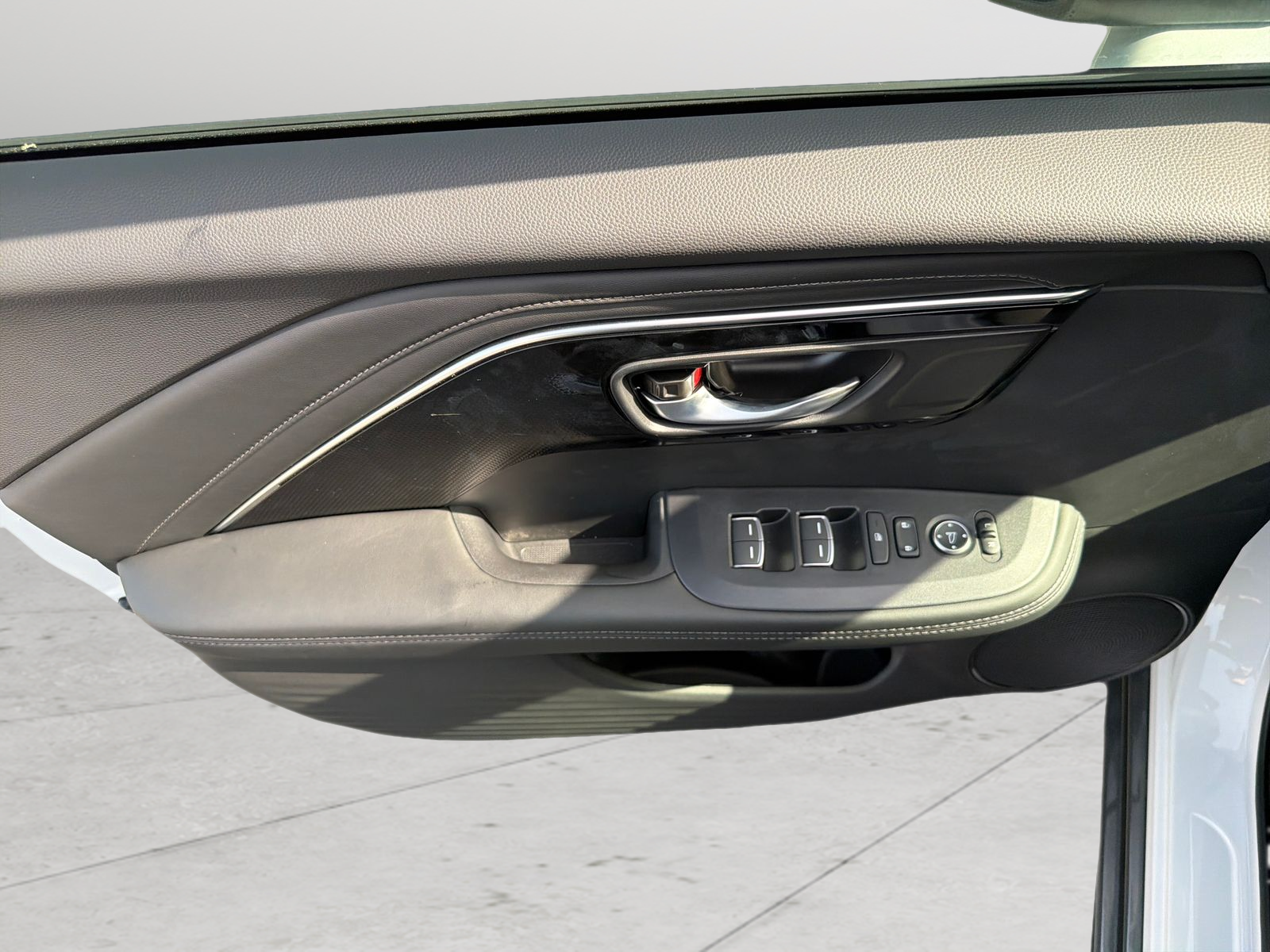 New 2026 Platinum White Pearl Acura Base image 24