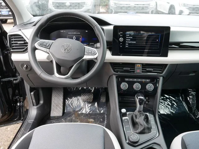 New 2026 Black Volkswagen 1.5T S image 9