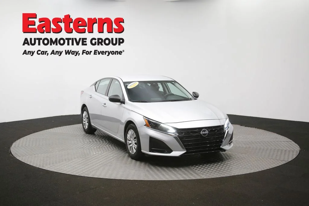 Used 2024 Silver Nissan 2.5 S image 49