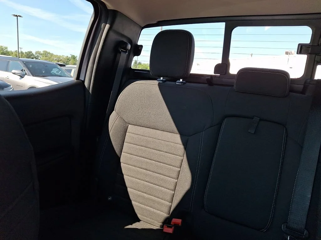 Used 2020 Iconic Silver Met Ford XL image 19