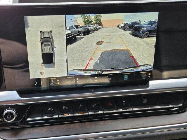 Used 2022 Onyx Black GMC SLT image 16