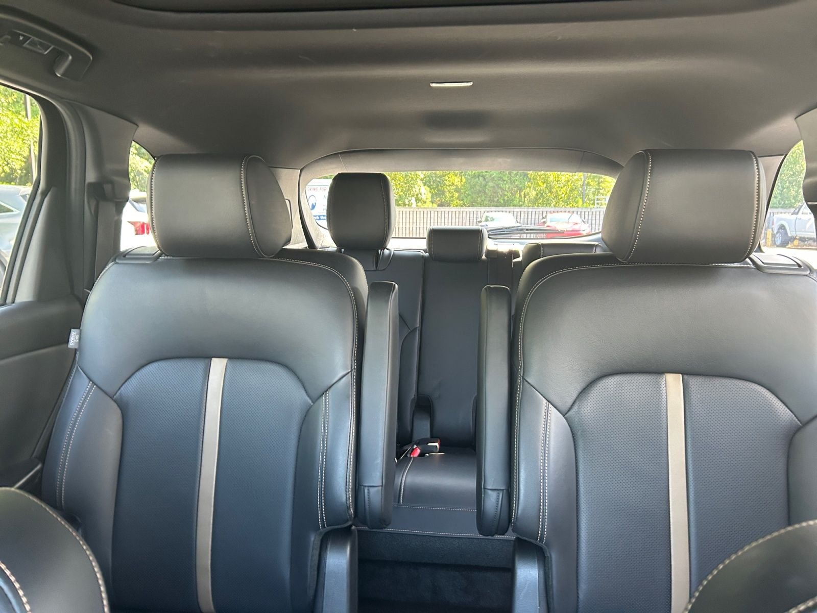 Used 2024 White Mazda Premium Plus image 24