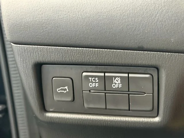 Used 2018 Black Mazda Grand Touring image 21