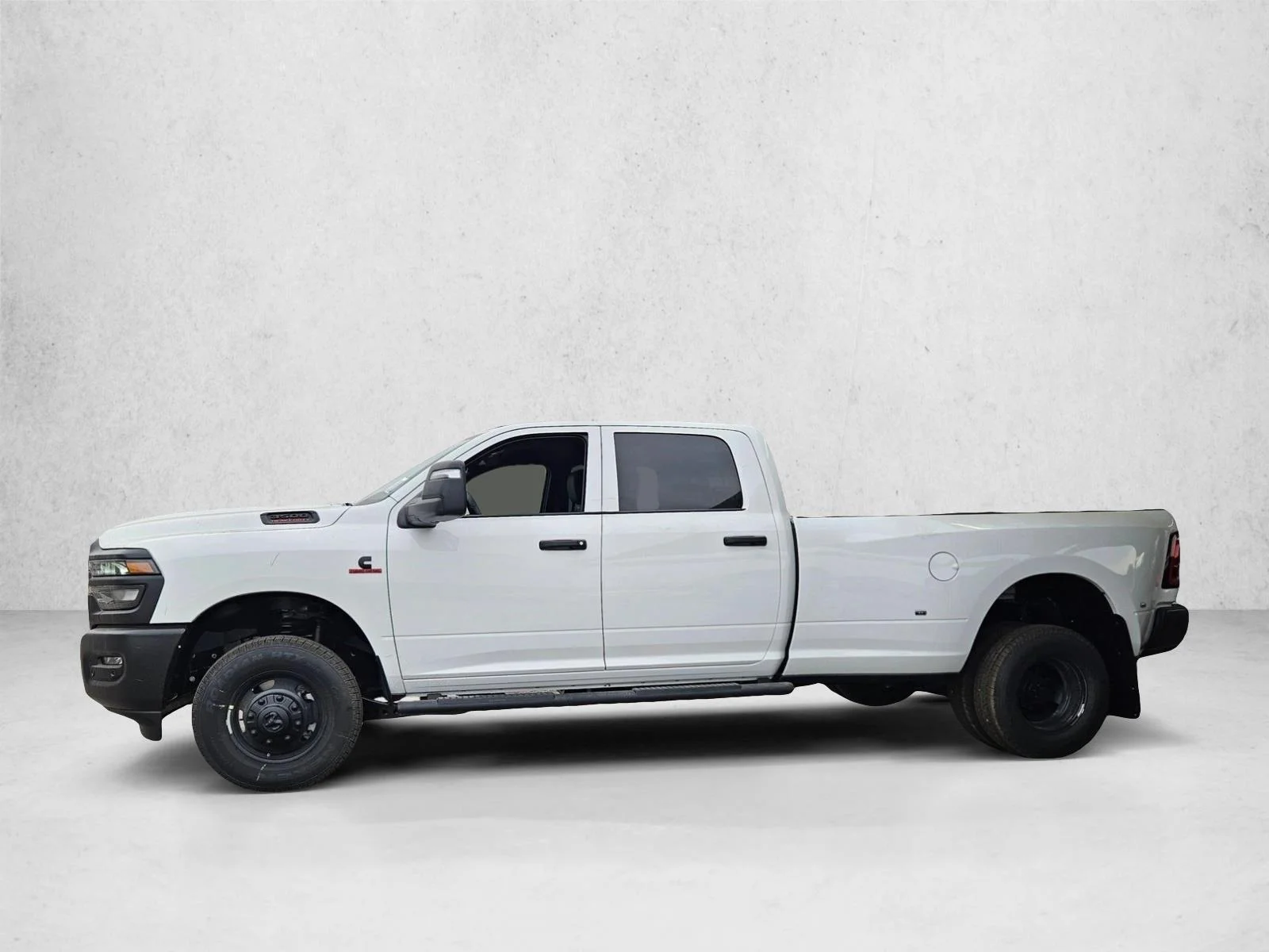 New 2026 Bright White Clear-Coat Exterior Paint RAM Tradesman image 5