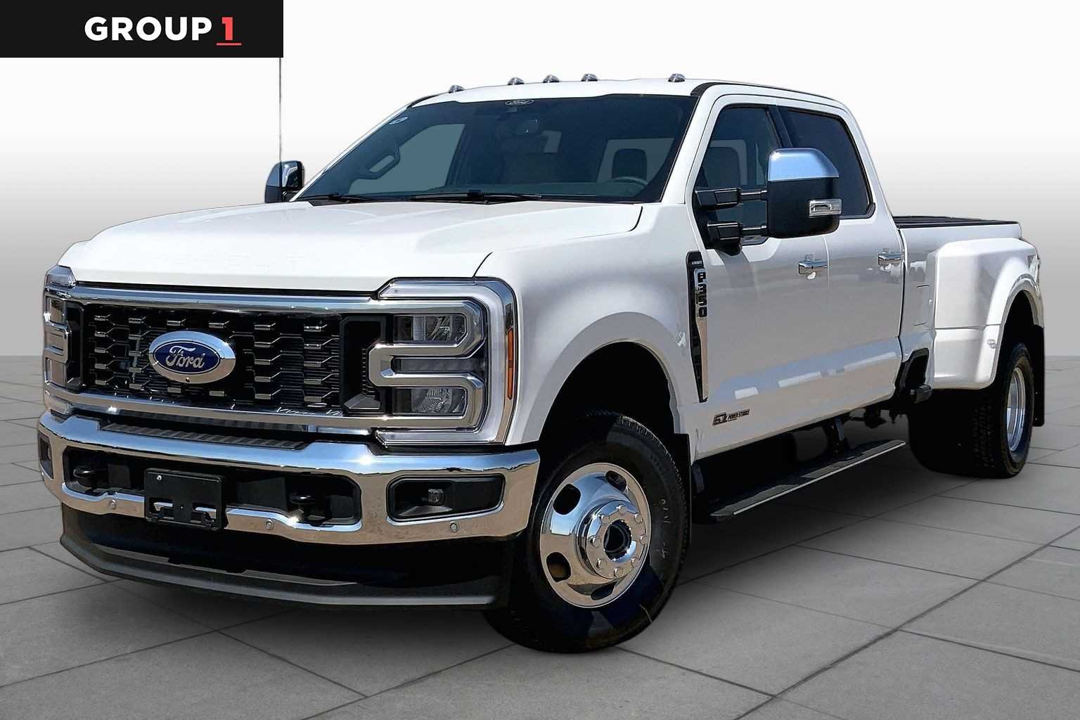 New 2026 Ford Super Duty F-350® Lariat® 4X4 Crew Cab