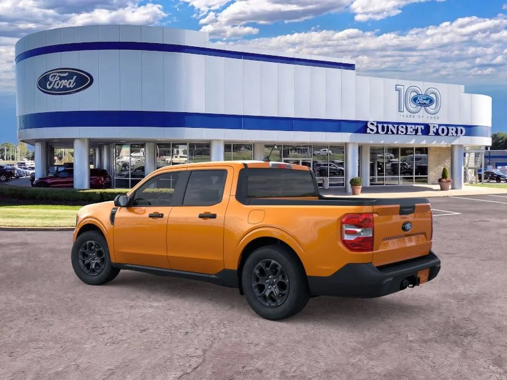 New 2026 Orange Fury Metallic Tri-Coat Ford XLT image 4