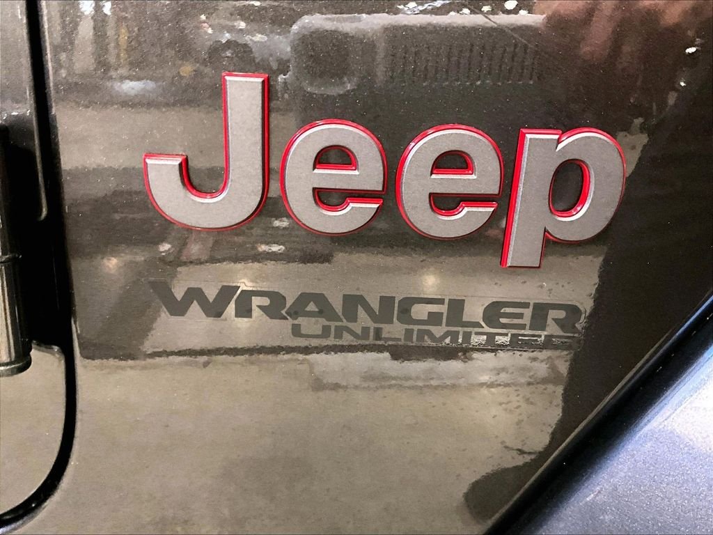 Used 2021 Gray Jeep Unlimited Rubicon image 30