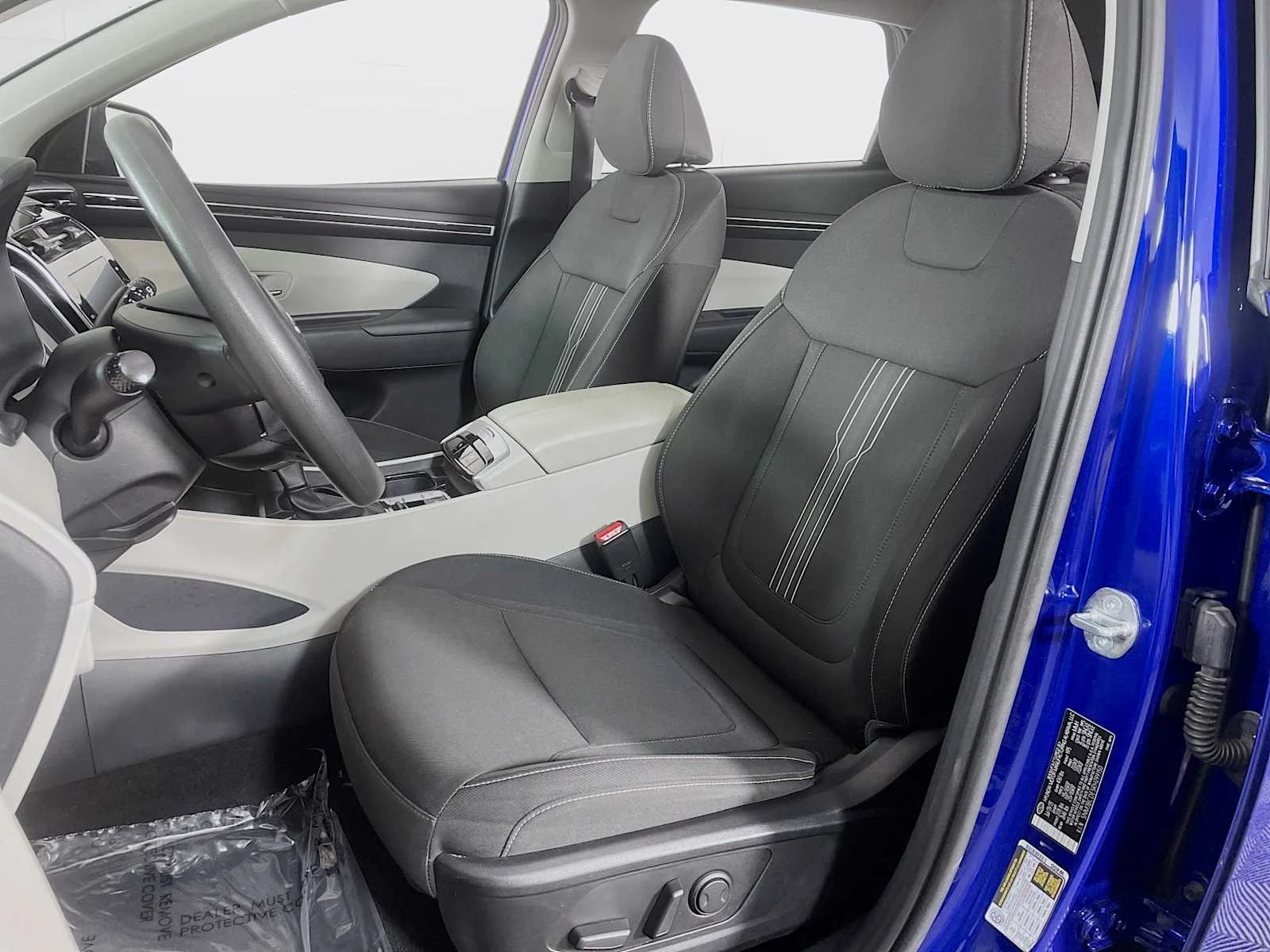 Used 2024 Intense Blue Hyundai SEL image 18