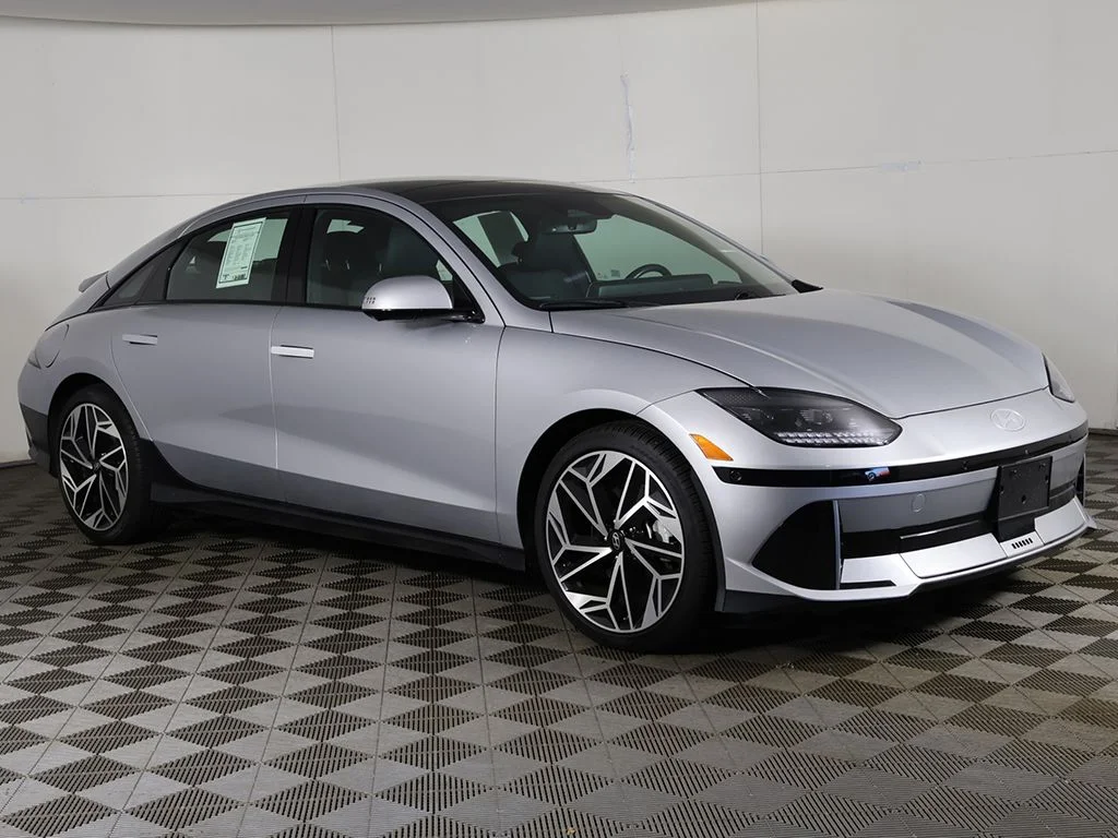 Used 2023 Hyundai IONIQ 6 Limited with VIN KMHM54AC0PA040162 for sale in Bedford, OH