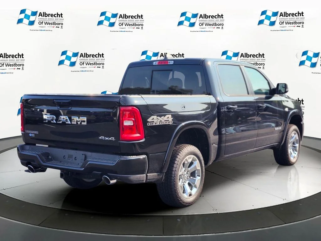 New 2026 Diamond Black Crystal Pearlcoat RAM Big Horn/Lone Star image 5
