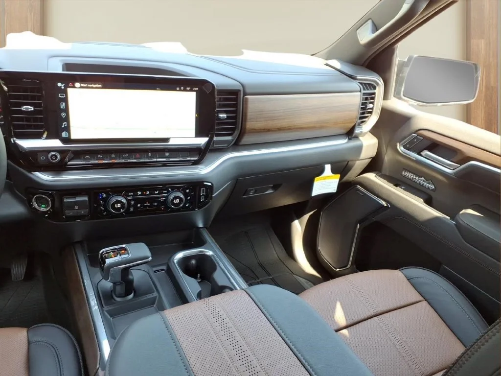 New 2026 Black Chevrolet High Country image 26