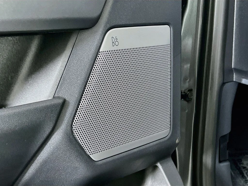 New 2026 Carbonized Gray Metallic Ford Lariat image 13
