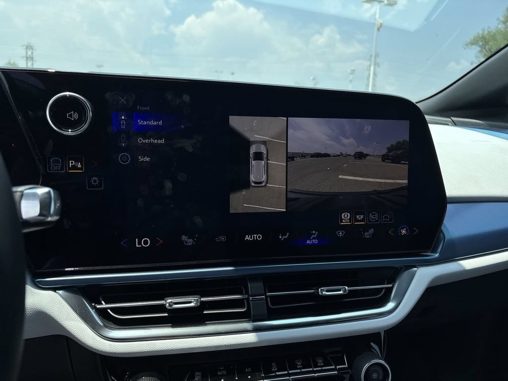 2026 Chevrolet Equinox EV 2LT - Photo 16