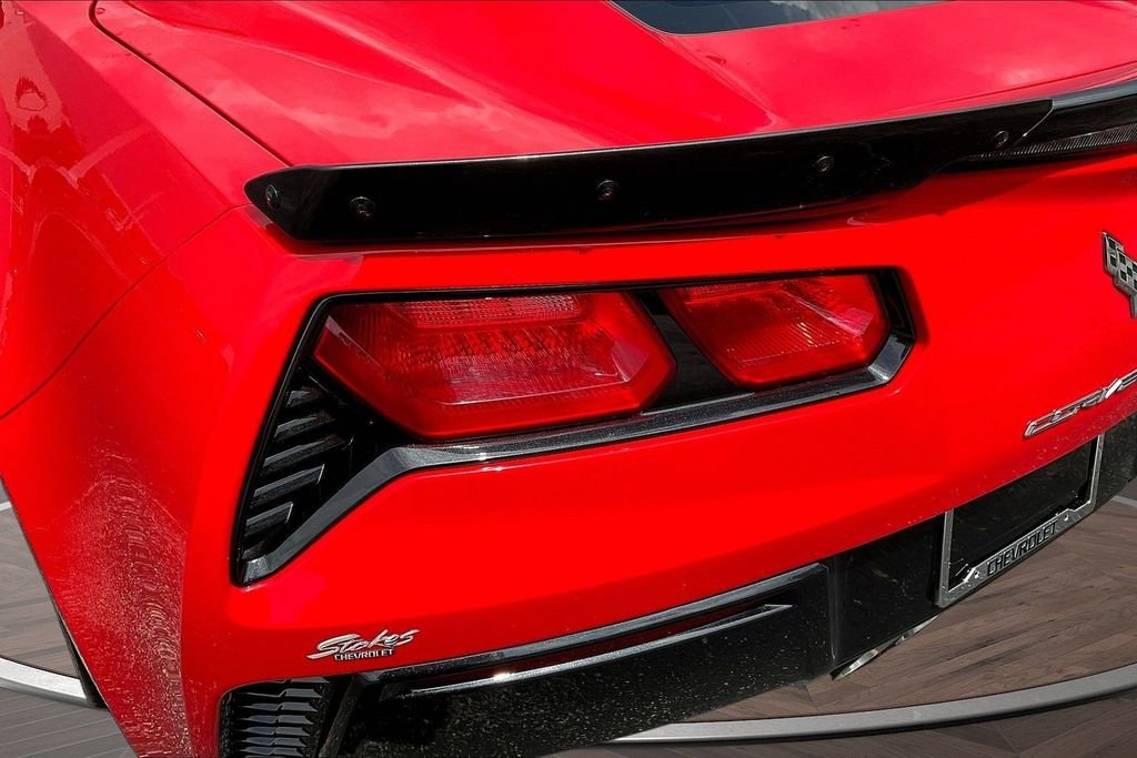 Used 2019 Red Chevrolet Grand Sport image 24