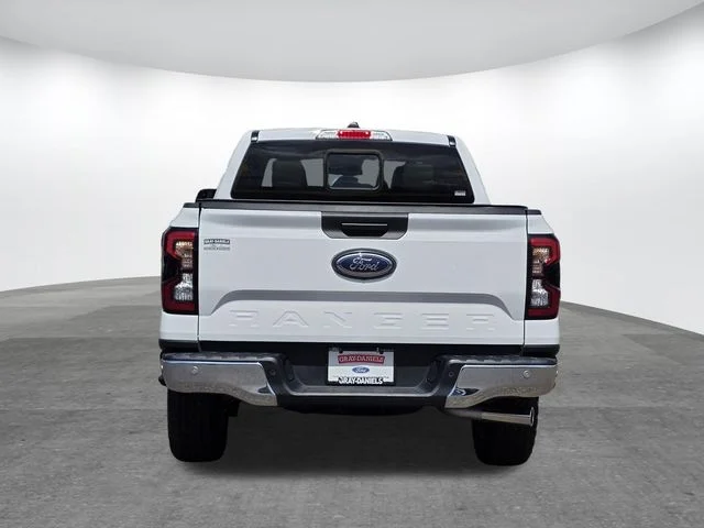 Certified Used 2024 Oxford White Ford Lariat image 5