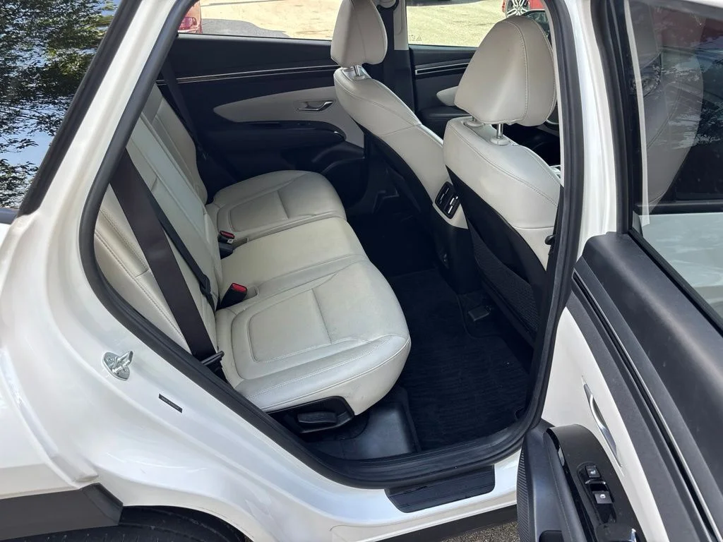 Used 2023 White Pearl Hyundai Limited image 11