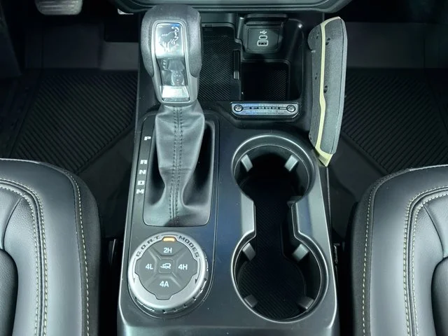 New 2026 AVALANCHE GRAY Ford Badlands 4-Door Hard Top w/Sasquatch & Lux Package image 15