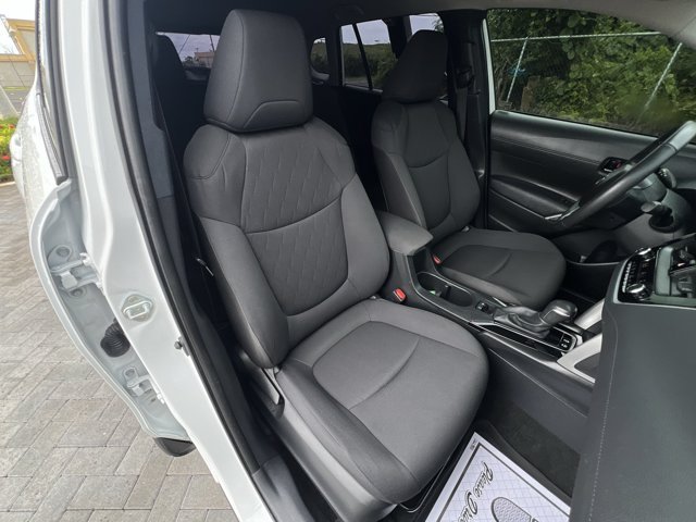 Used 2024  Toyota LE image 20