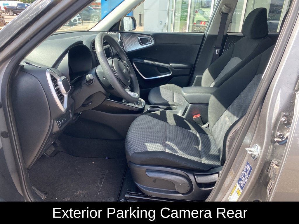 2025 Kia Soul LX - Photo 10