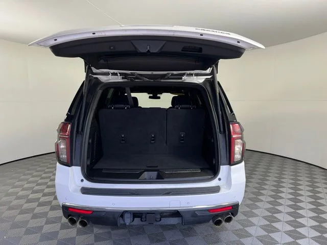 Used 2022 White Chevrolet Premier image 34