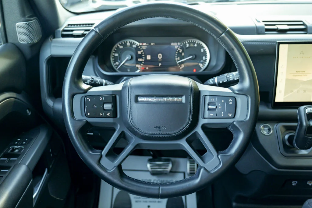 Used 2023 Gray Land Rover X image 43