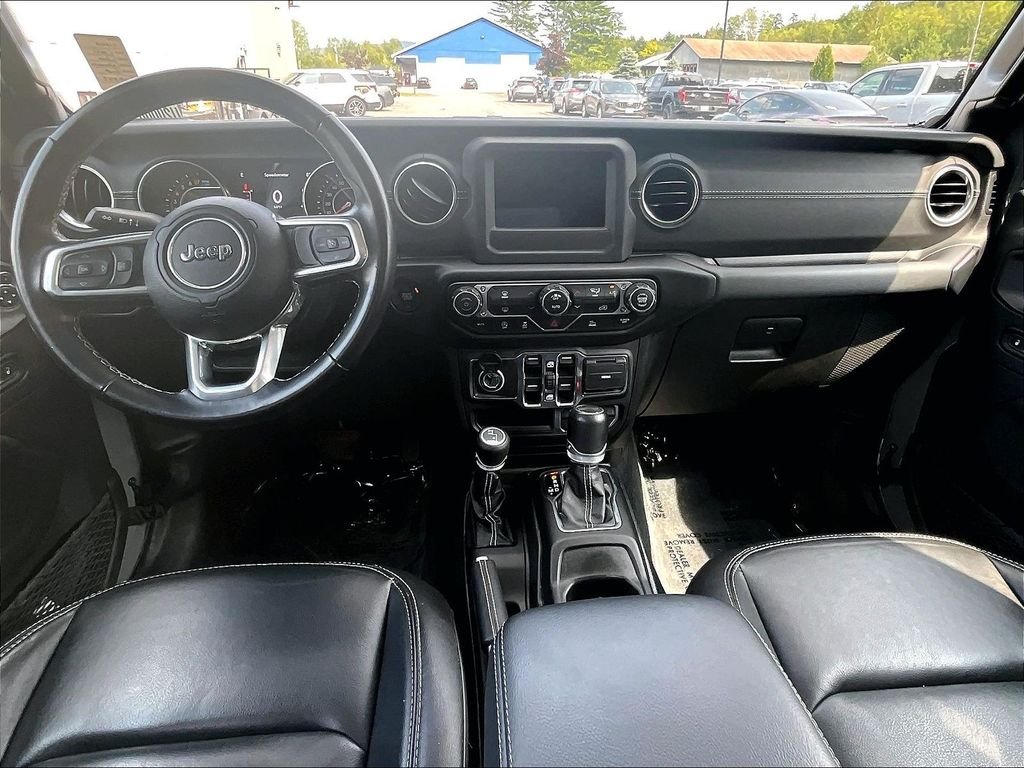 Used 2021 Sting-Gray Clearcoat Jeep Unlimited Sahara image 19