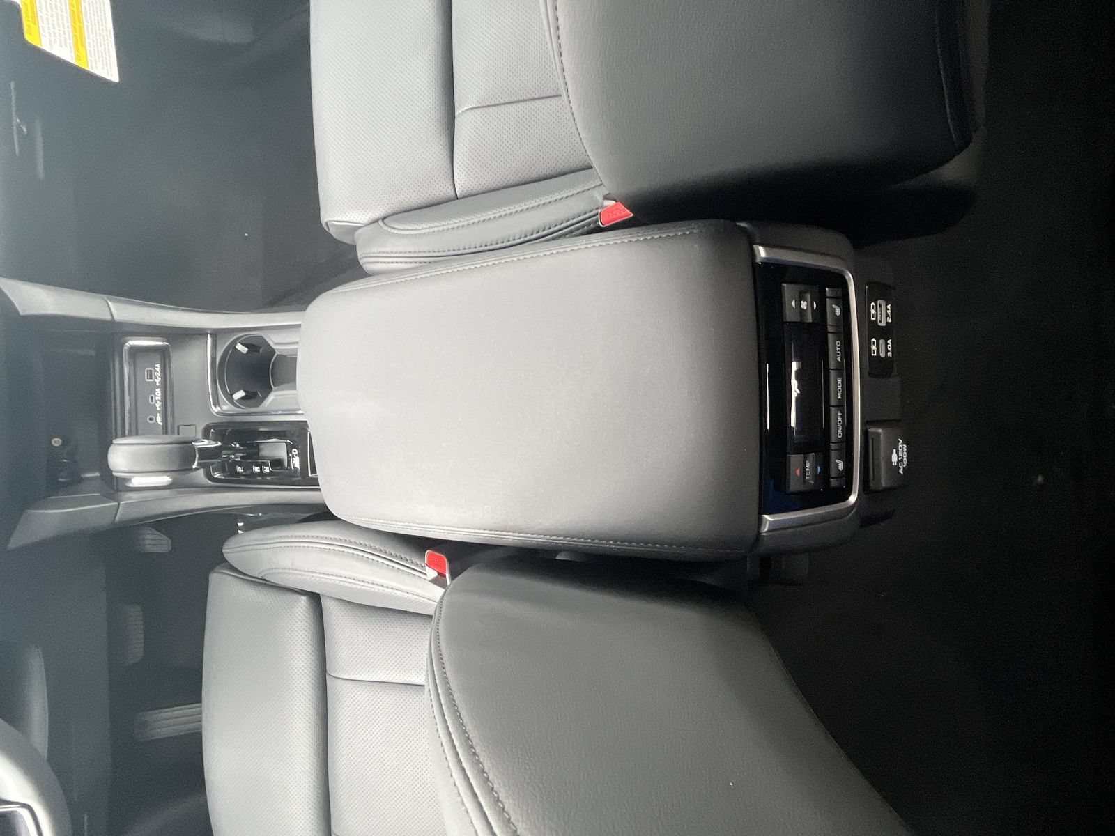 New 2026 CRYSTAL WHITE PEARL Subaru Onyx Edition Touring 7-Passenger image 25