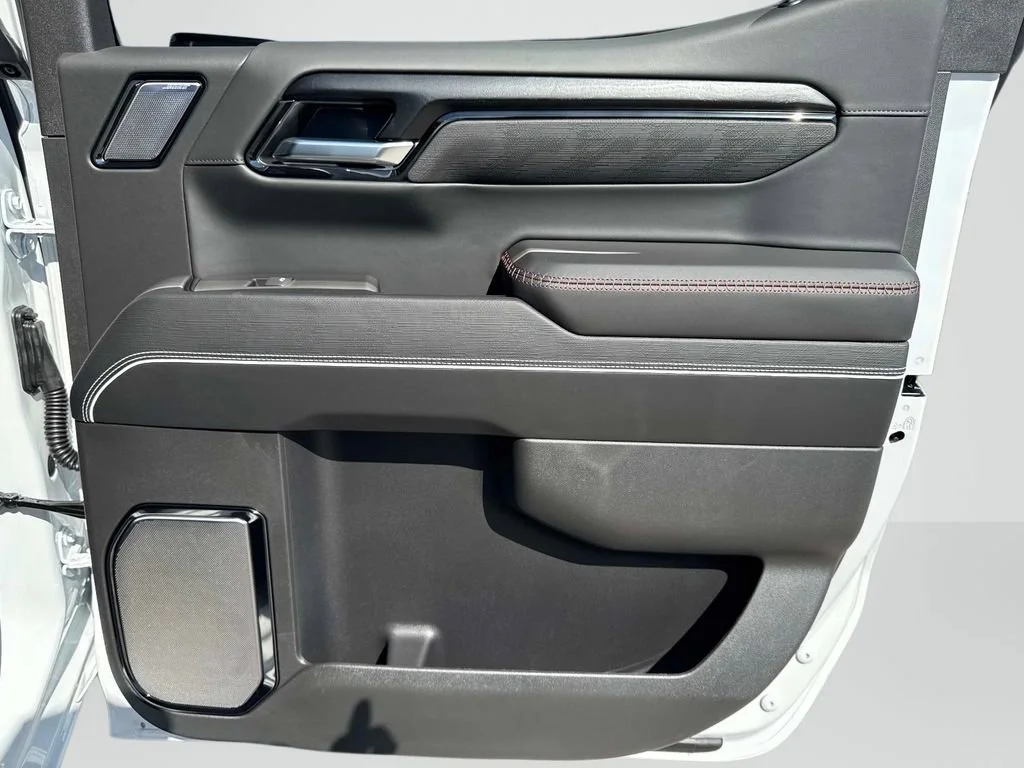 New 2026 Summit White GMC AT4X image 22