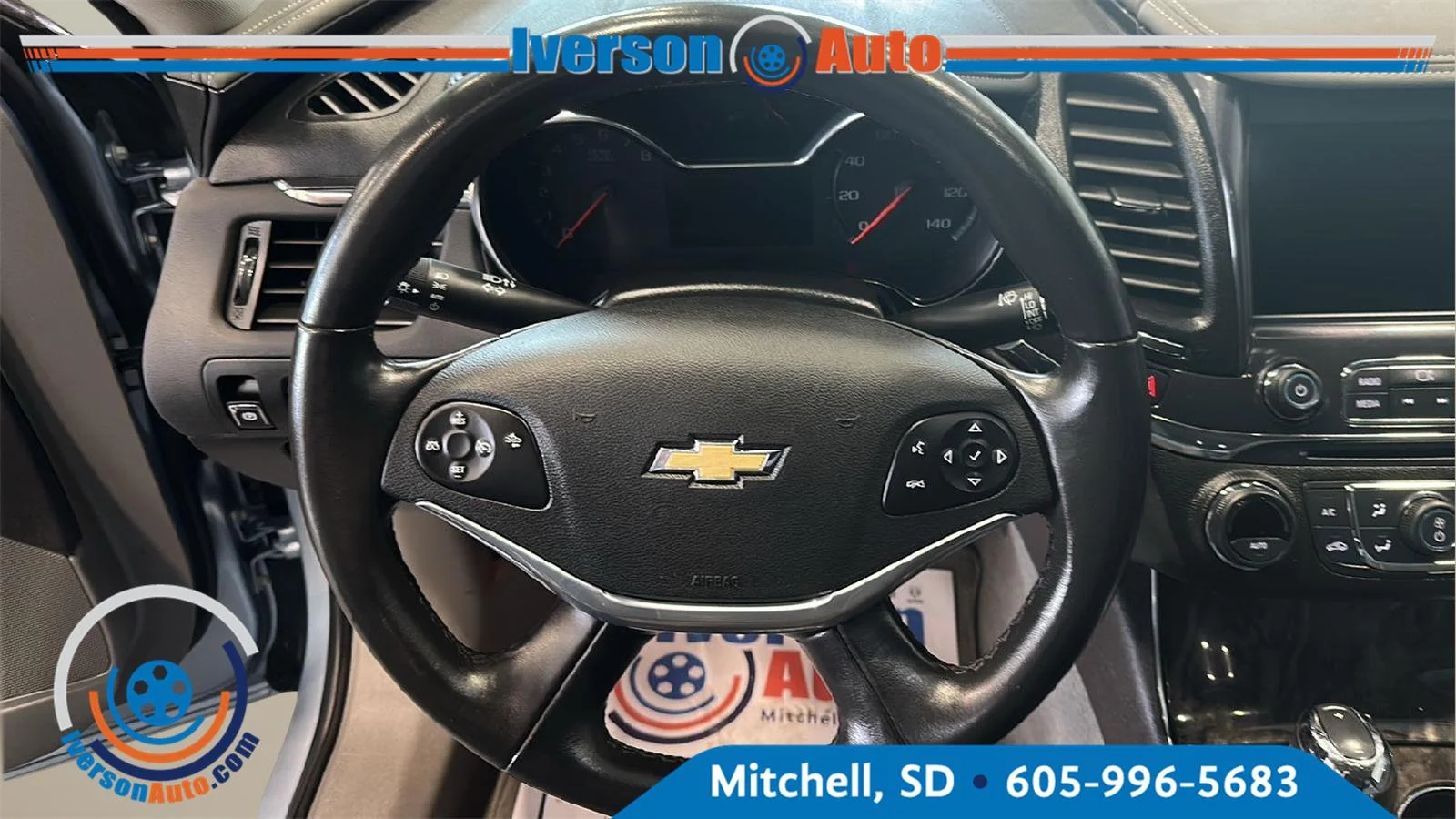 Used 2014 Silver Topaz Metallic Chevrolet LT image 16