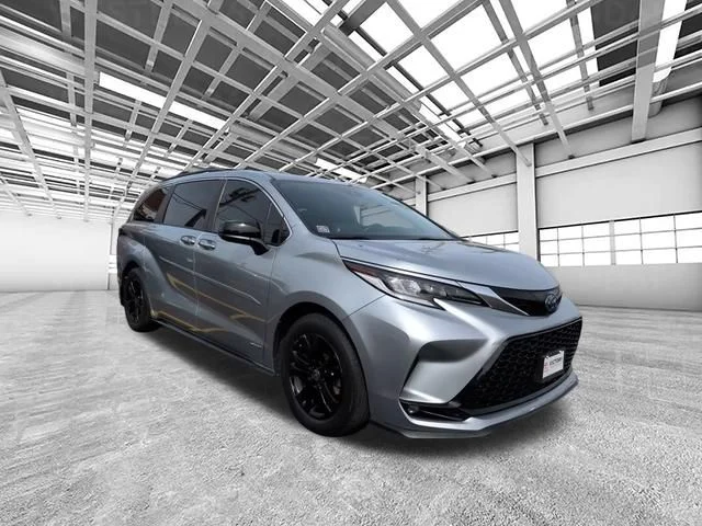 2021 Toyota Sienna XSE